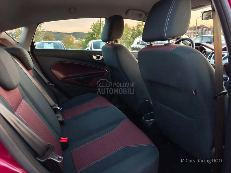 Ford Fiesta 1.4 16v TITANIUM
