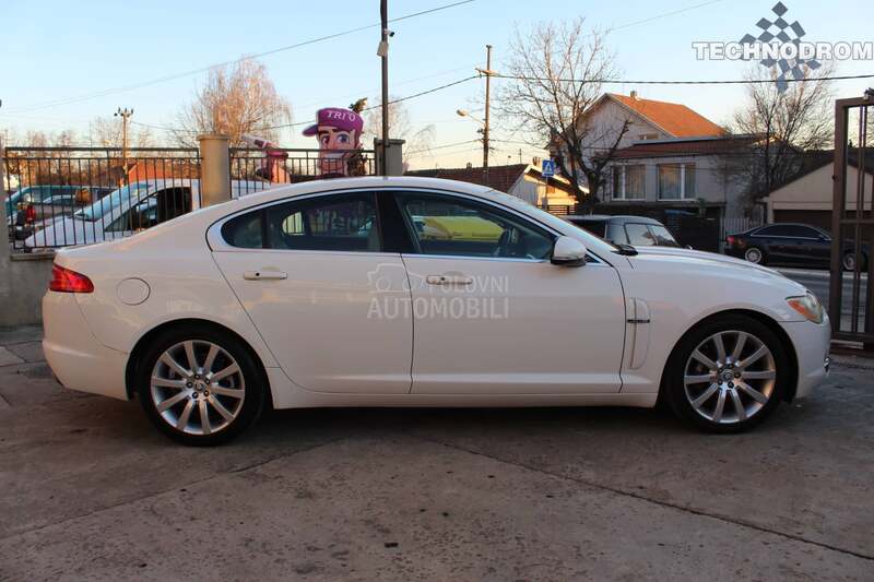 Jaguar XF D S 3.0 V6 275ps
