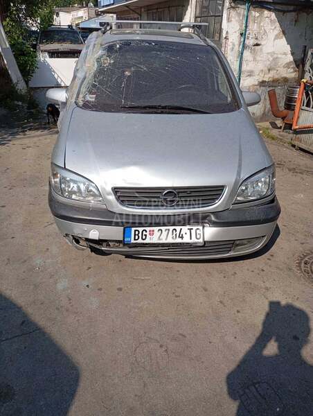 Opel Zafira 