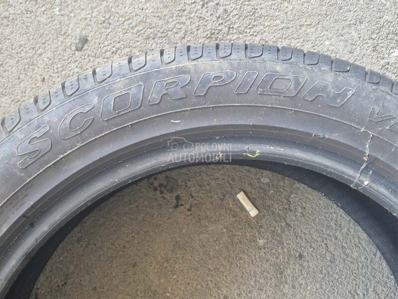 Pirelli 235/50 R19 Letnja