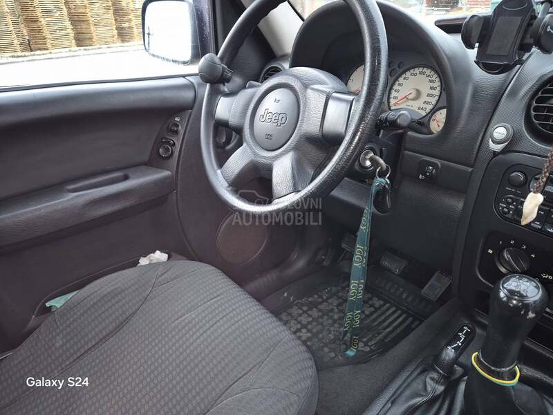 Jeep Liberty ciroki kj