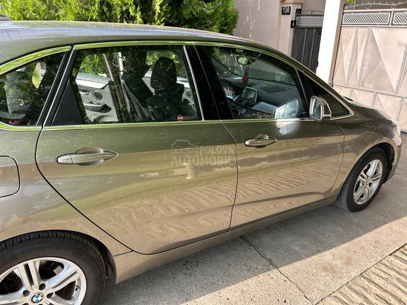 BMW 218 2.0
