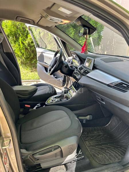 BMW 218 2.0
