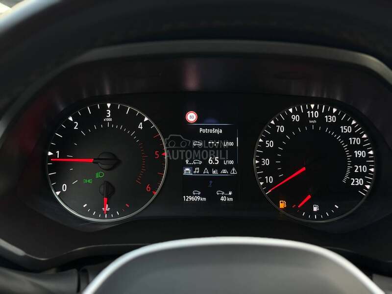 Renault Captur Kamera/Led/Nav/MT6