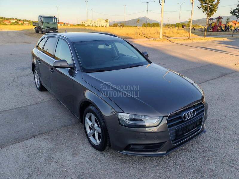 Audi A4 2.0 tdi  LED / AUT