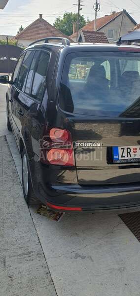 Volkswagen Touran 