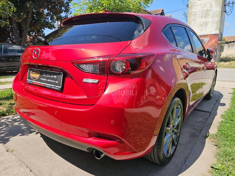 Mazda 3 2.0 REVOLUTION CH