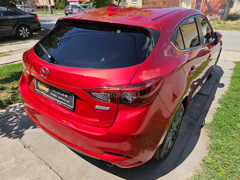 Mazda 3 2.0 REVOLUTION CH
