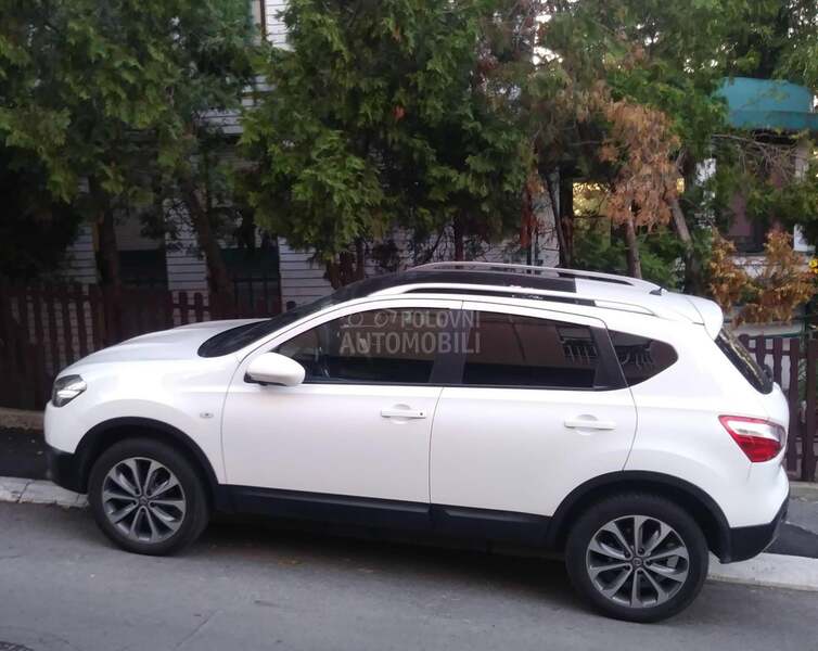 Nissan Qashqai 2.0 CVT