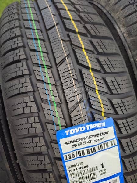 Toyo 235/60 R18 Zimska