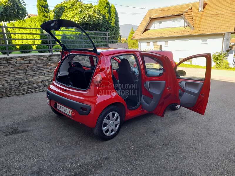 Peugeot 107 1.0 /CH FUUL 3 kom