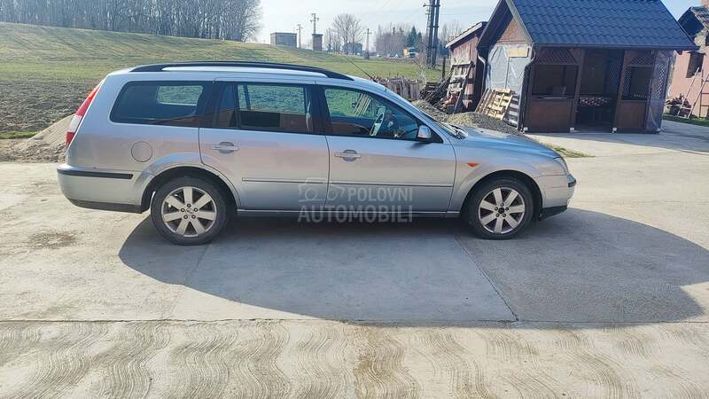 Ford Mondeo 