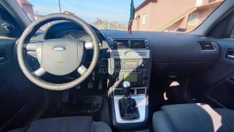 Ford Mondeo 