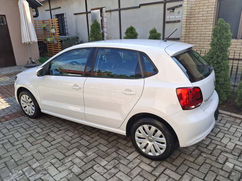 Volkswagen Polo 1.4 B  EDITION