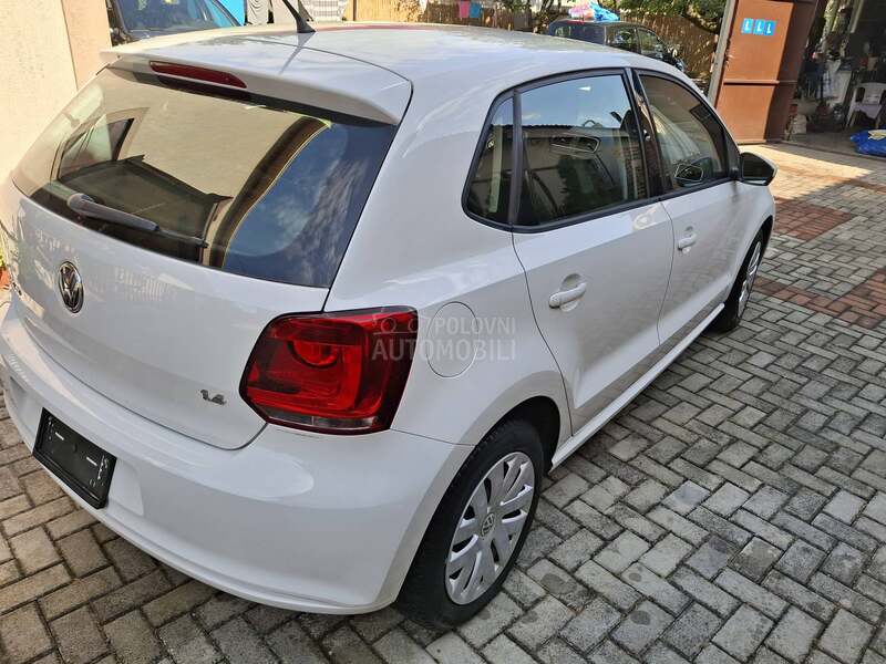 Volkswagen Polo 1.4 B  EDITION