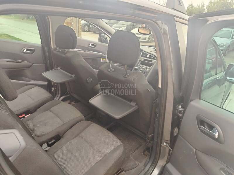 Peugeot 5008 1.6b /T O P/