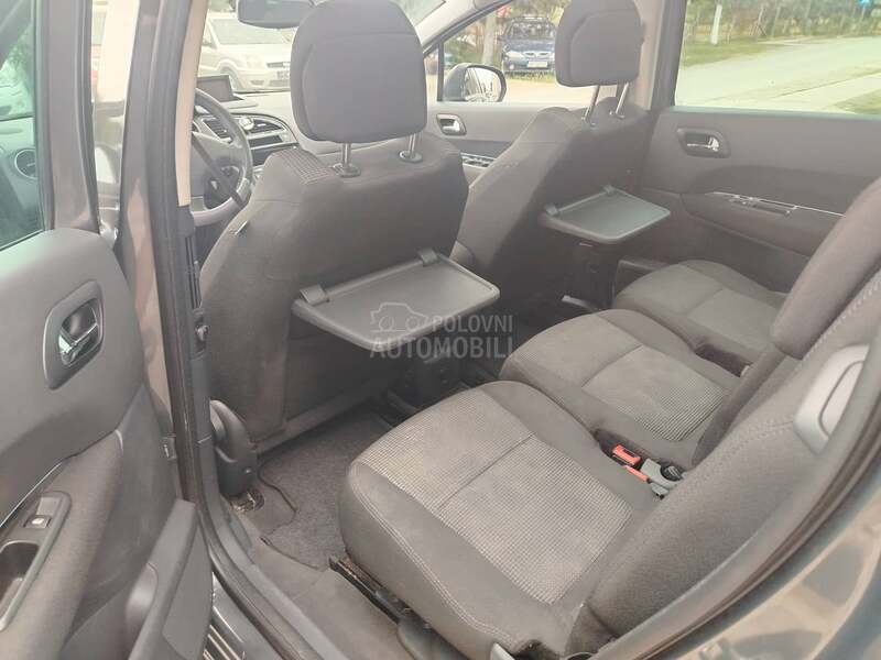 Peugeot 5008 1.6b /T O P/