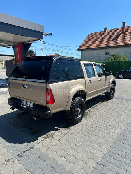 Isuzu D-Max 