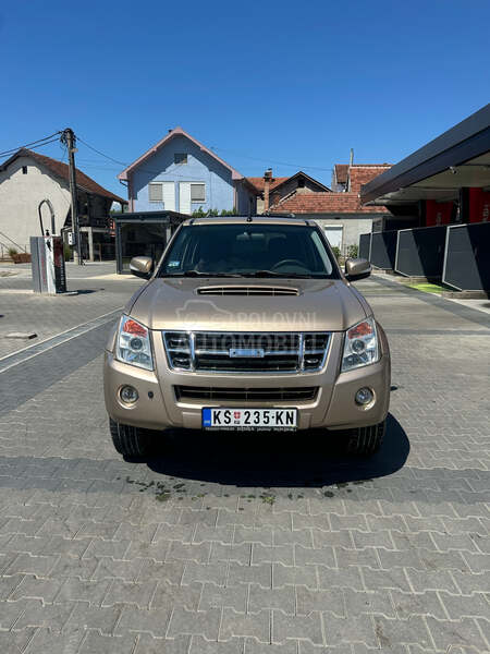 Isuzu D-Max 