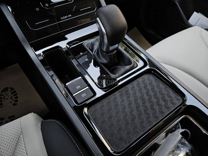 Chery Tiggo 4 AT PRO LUXURY