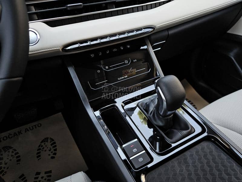 Chery Tiggo 4 AT PRO LUXURY