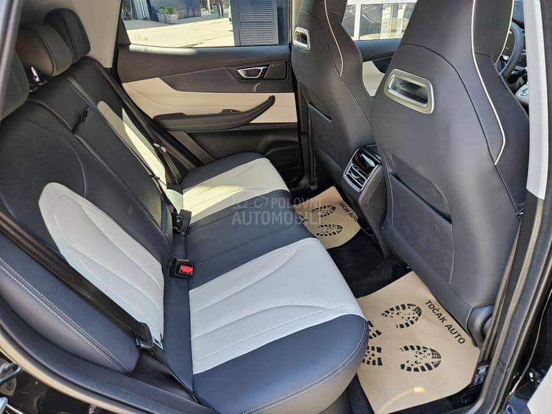 Chery Tiggo 4 AT PRO LUXURY