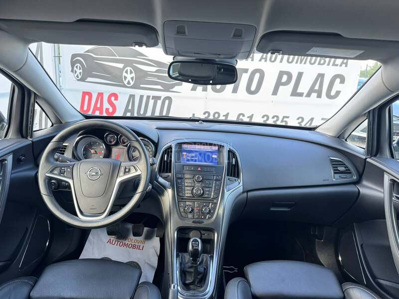 Opel Astra J XEN / KOŽA