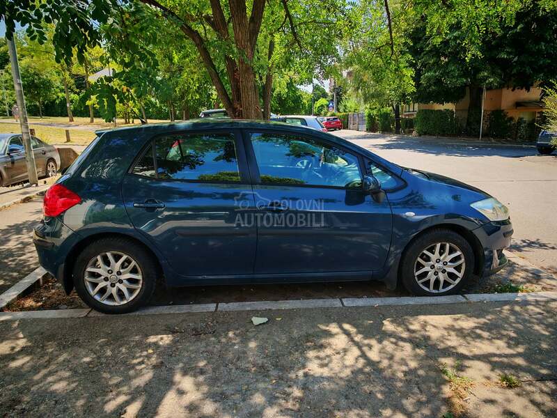 Toyota Auris 1.4 D4-D