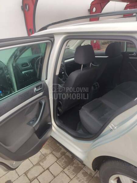 Volkswagen Golf 6 1.6 BLUEMOTION