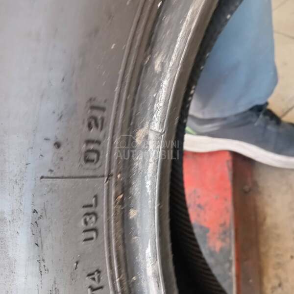 Bridgestone 225/55 R19 Letnja
