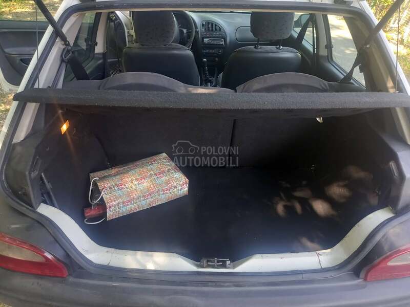 Citroen Saxo 