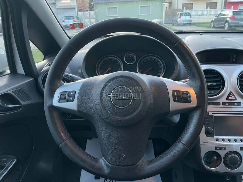 Opel Corsa D 1.3 CDTI NA.VI