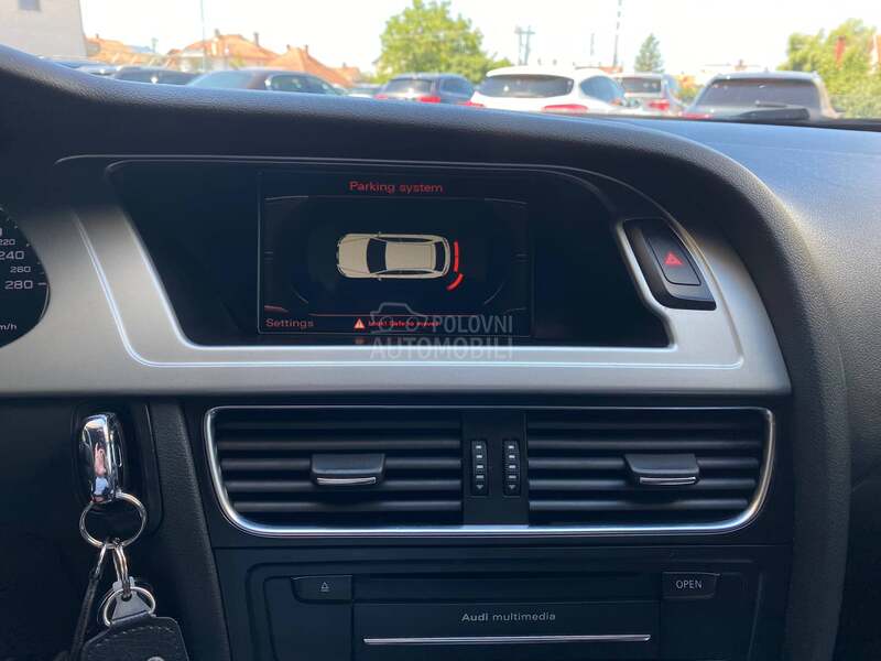 Audi A4 2.0 TDI S-LINE CH