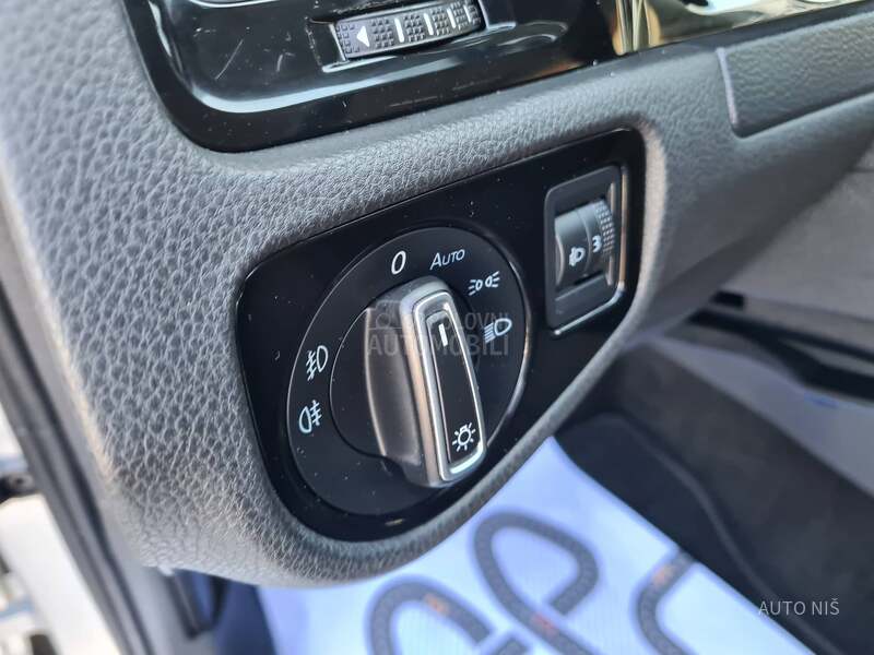Volkswagen Golf 7 1.4 TGI HIGHLINE