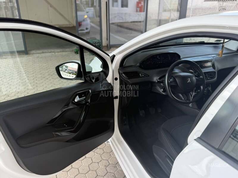 Peugeot 208 1.4 HDI