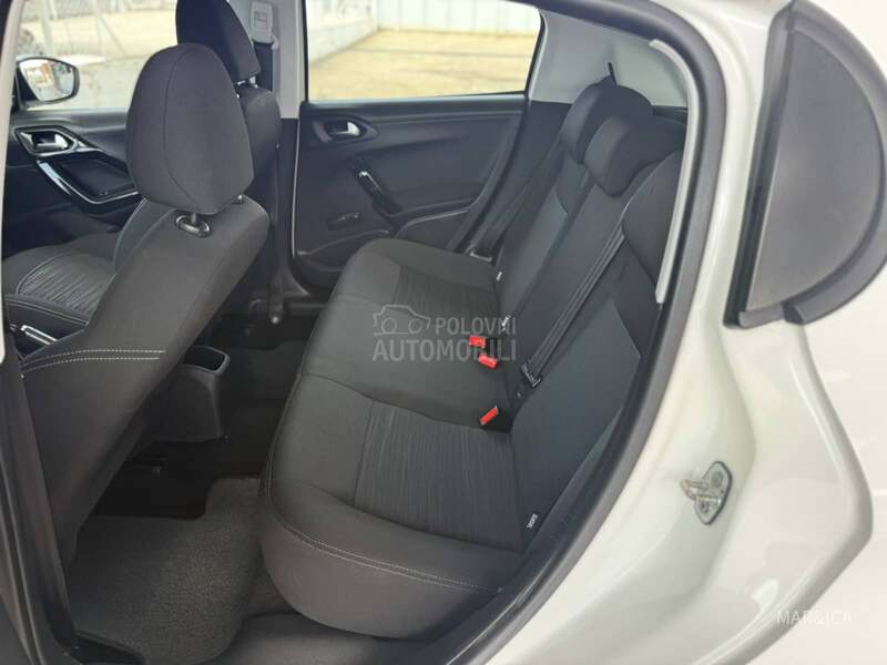 Peugeot 208 1.4 HDI