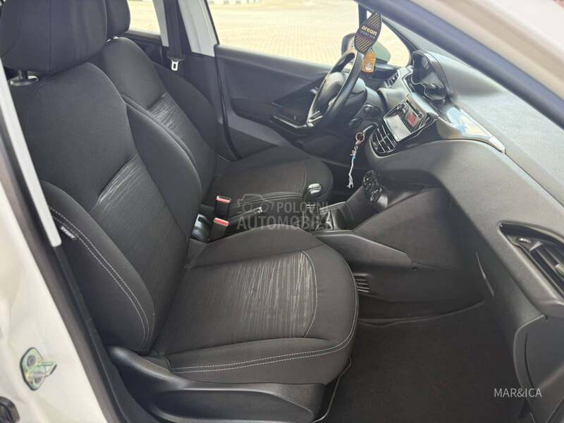 Peugeot 208 1.4 HDI