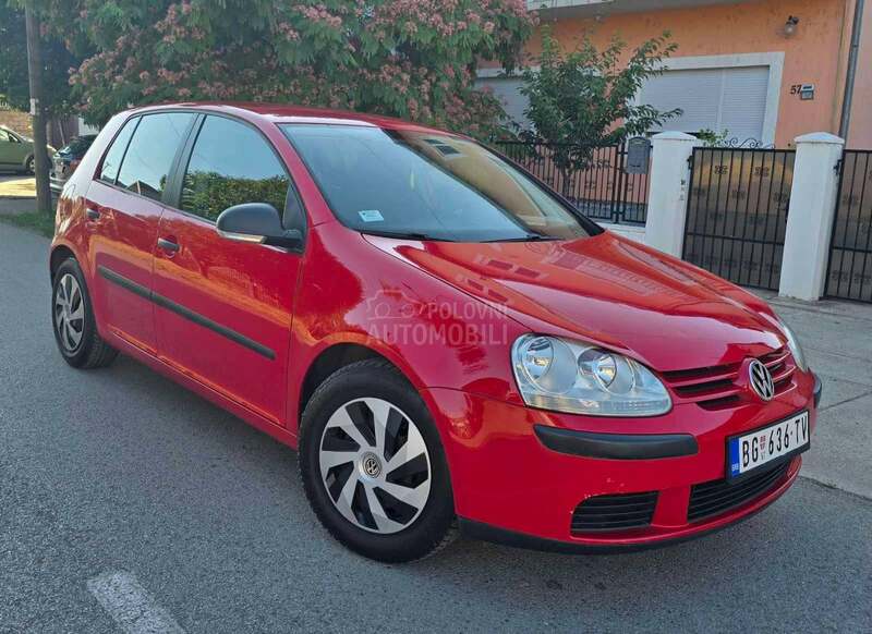 Volkswagen Golf 5 1.6