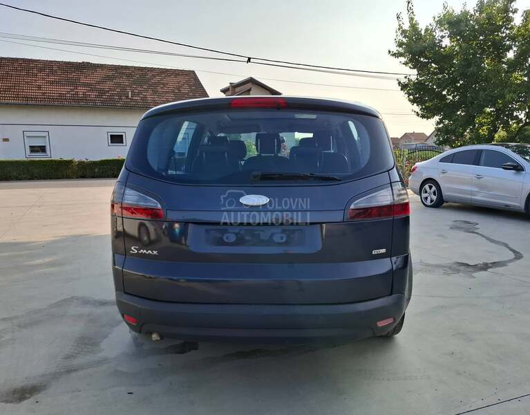 Ford S-Max 