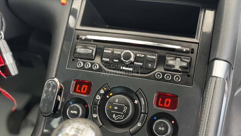 Peugeot 3008 1.6 hdi Business