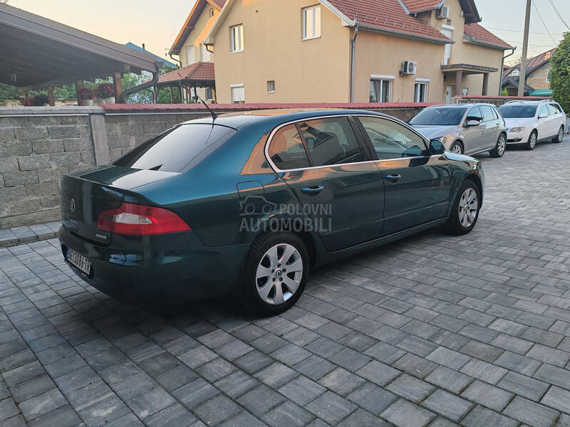 Škoda Superb 
