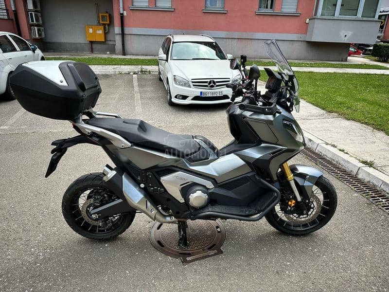 Honda X adv 750