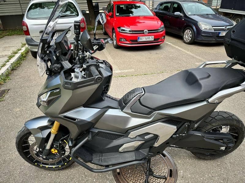 Honda X adv 750