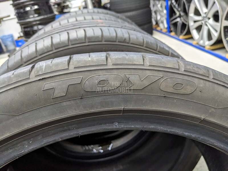 Toyo 245/40 R20 Letnja