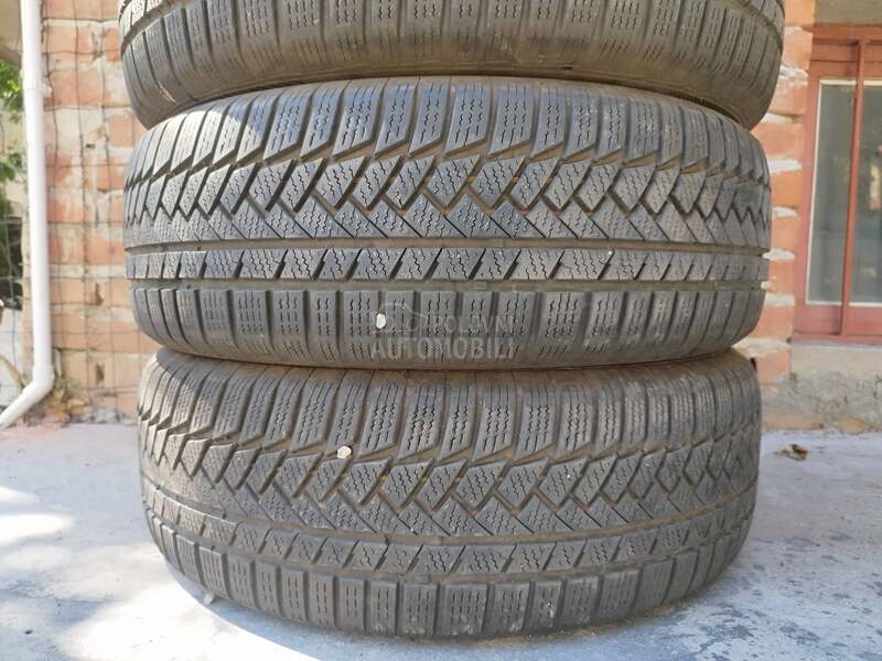 Continental 215/65 R16 Zimska