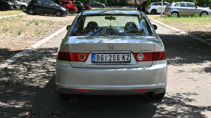 Honda Accord 2.0 I-vTEC