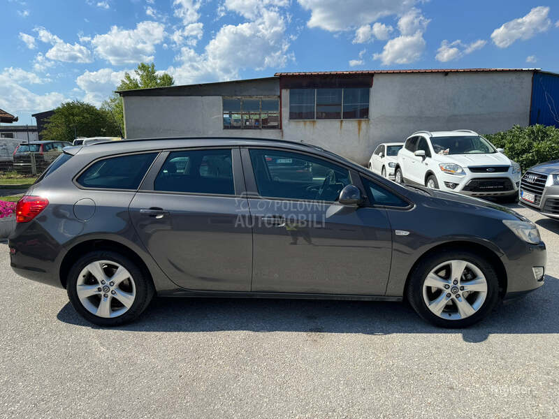 Opel Astra J 1.7  CDTI