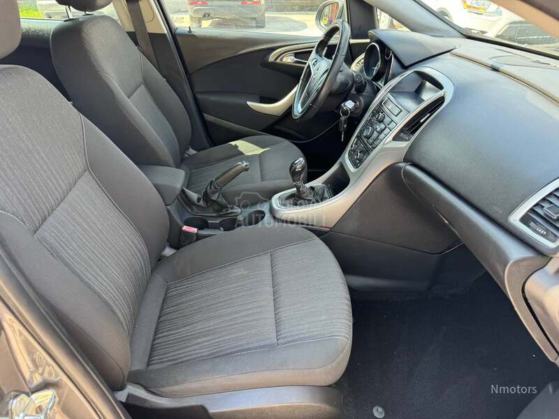 Opel Astra J 1.7  CDTI