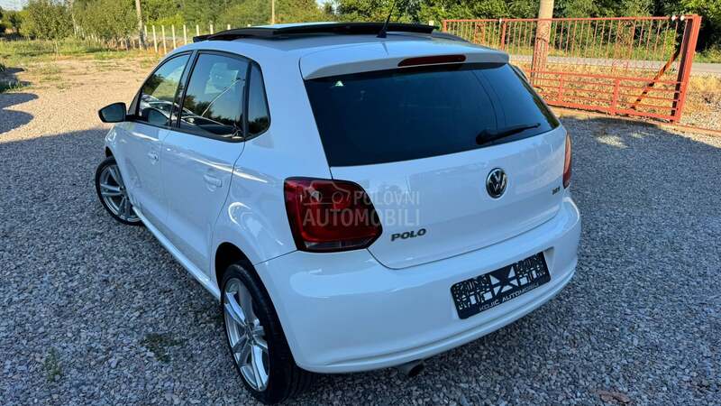 Volkswagen Polo PANO / HIGHLINE