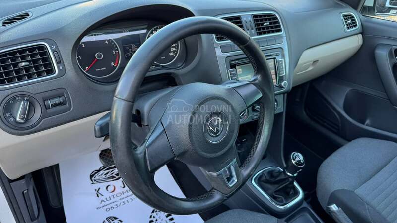 Volkswagen Polo PANO / HIGHLINE